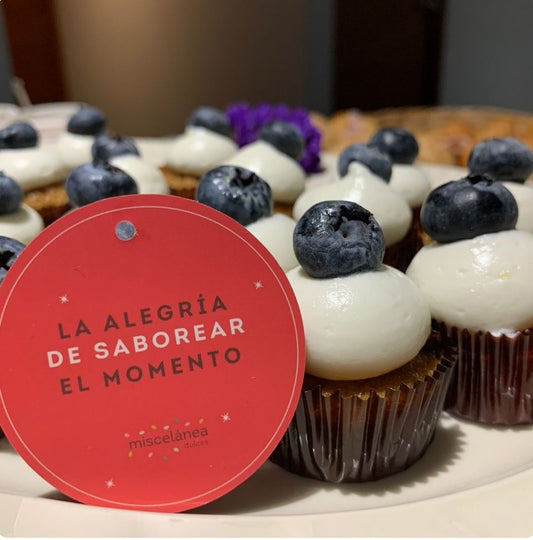 25 unid. MINI CUPCAKES