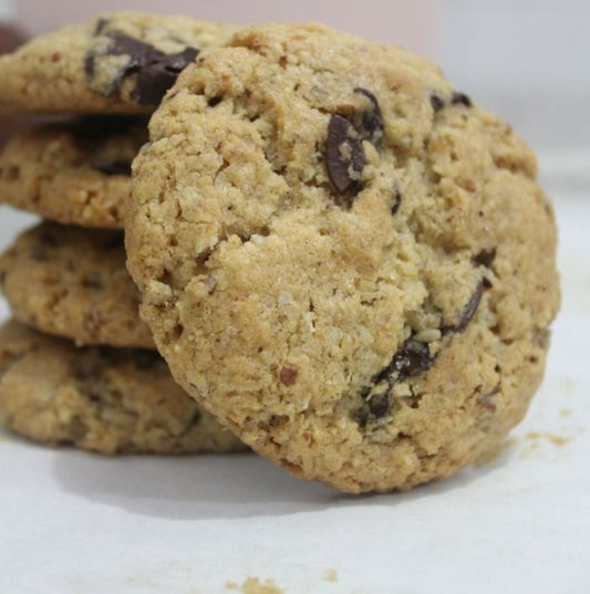 CAJA 8 GALLETAS, AVENA, FRUTOS SECOS Y CHOCOLATE (50gr C/U)